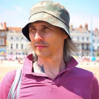 Chris Botragyi